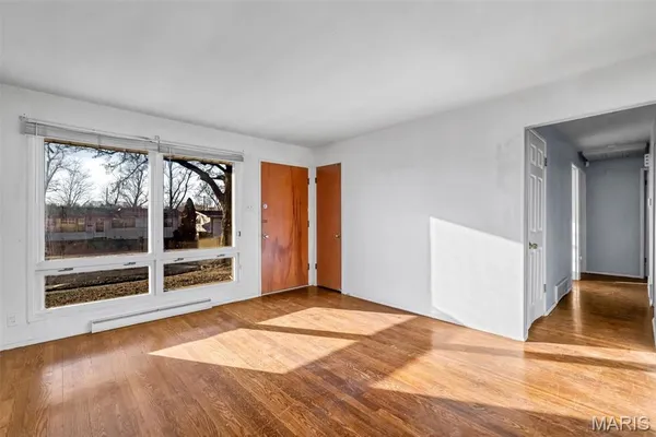 $1,460 | 9014 Ellison Drive, St. Louis, MO 63136
