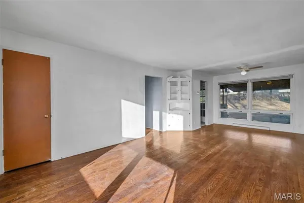 $1,460 | 9014 Ellison Drive, St. Louis, MO 63136