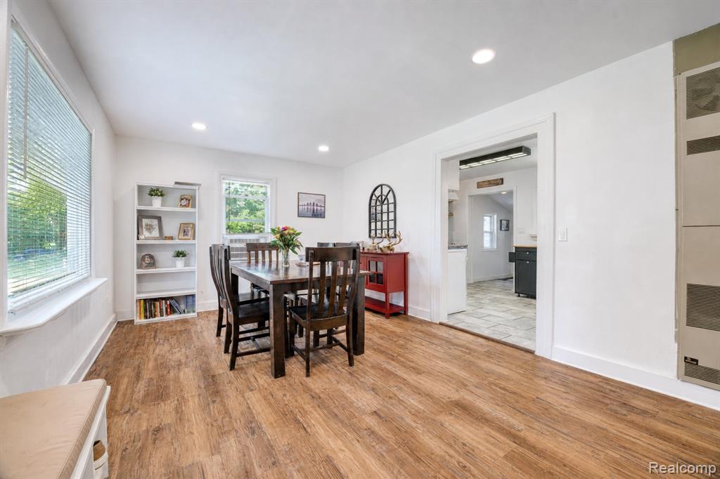 1412 Morning Dove Road Wixom, MI 48393 - Photo 4 of 33 Gallery Image 4