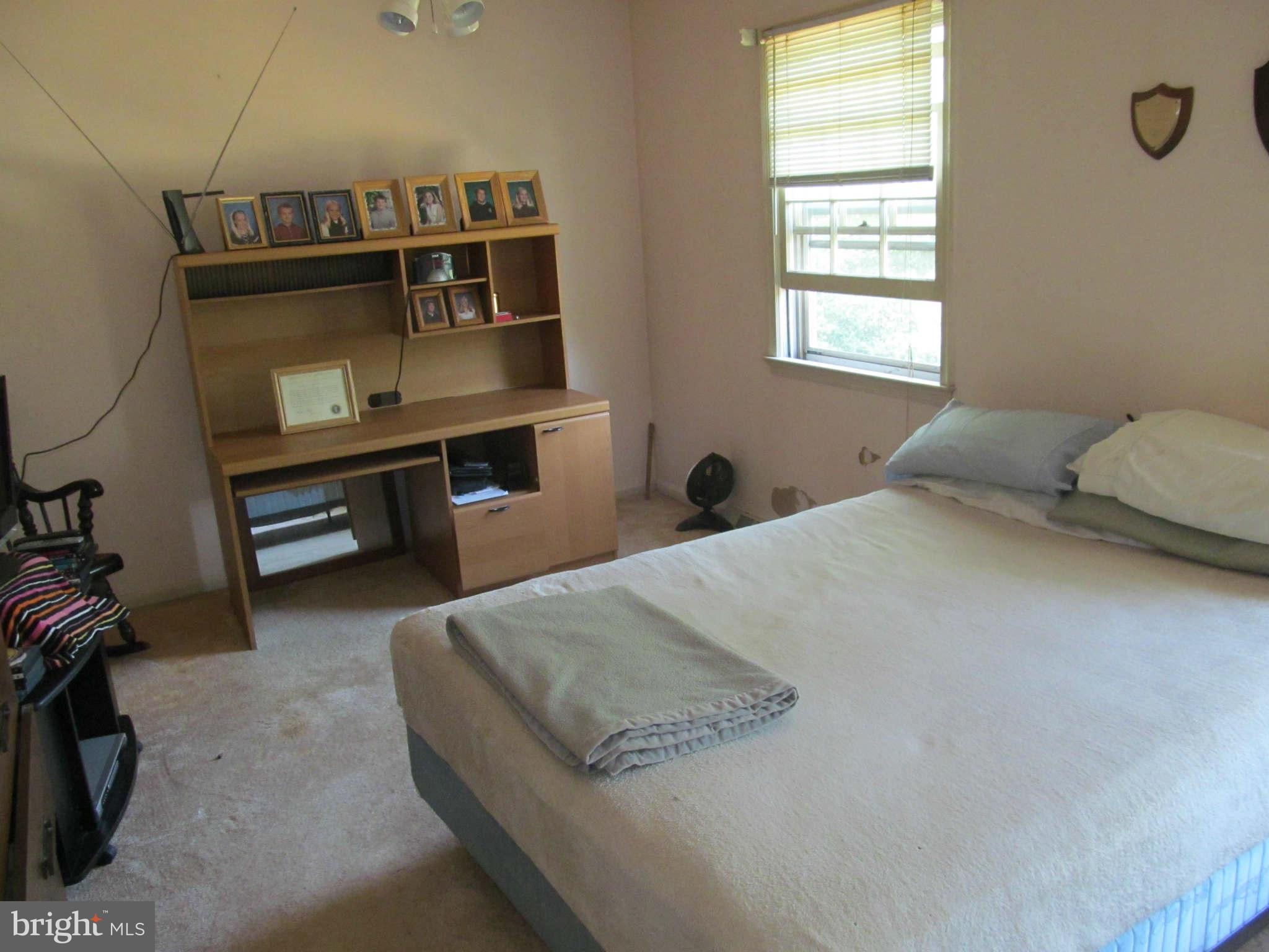 415 Broadwater Road Arnold, MD 21012 - Photo 11 of 15 Bedroom (Master)