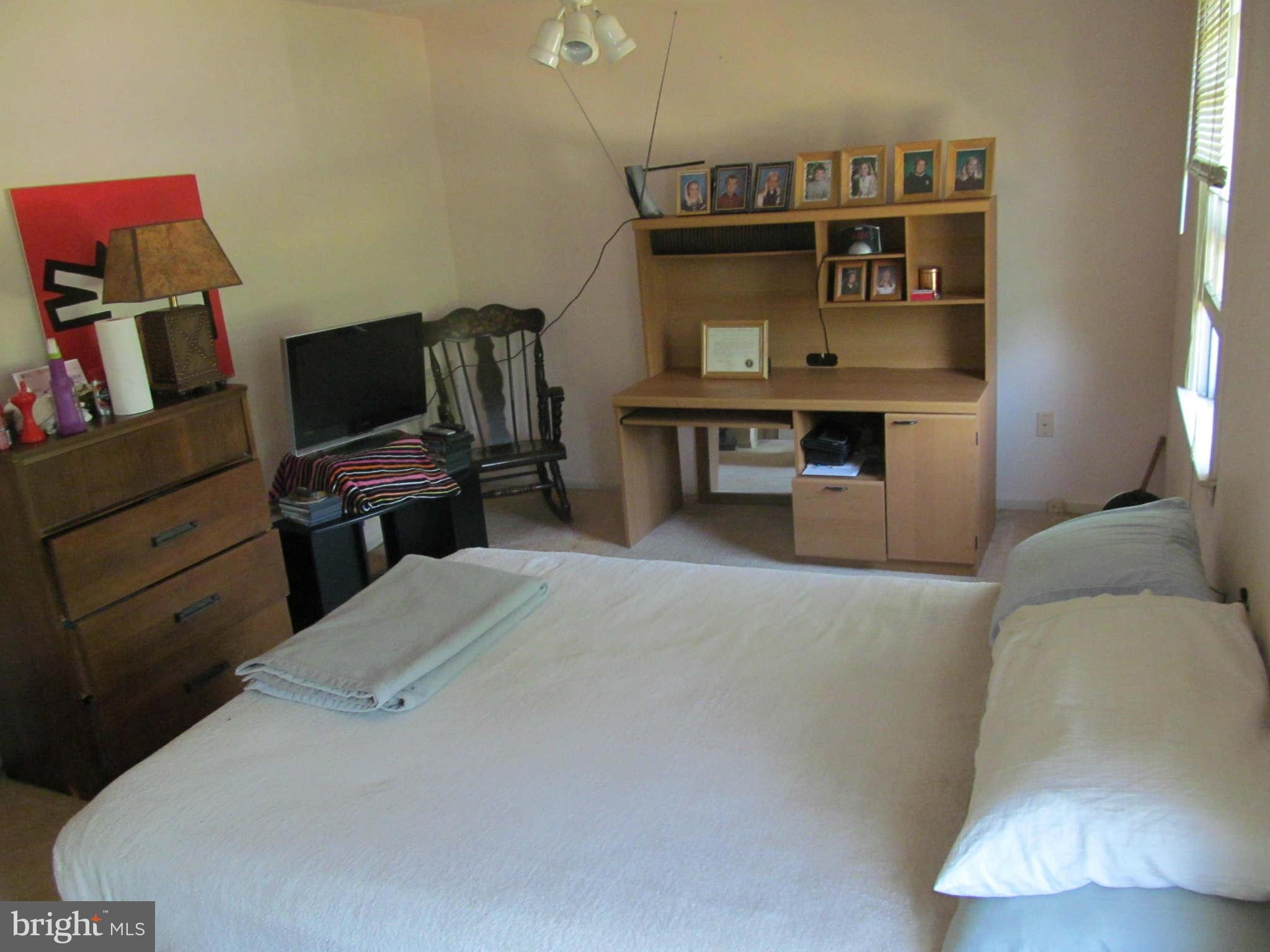 415 Broadwater Road Arnold, MD 21012 - Photo 12 of 15 Bedroom (Master)