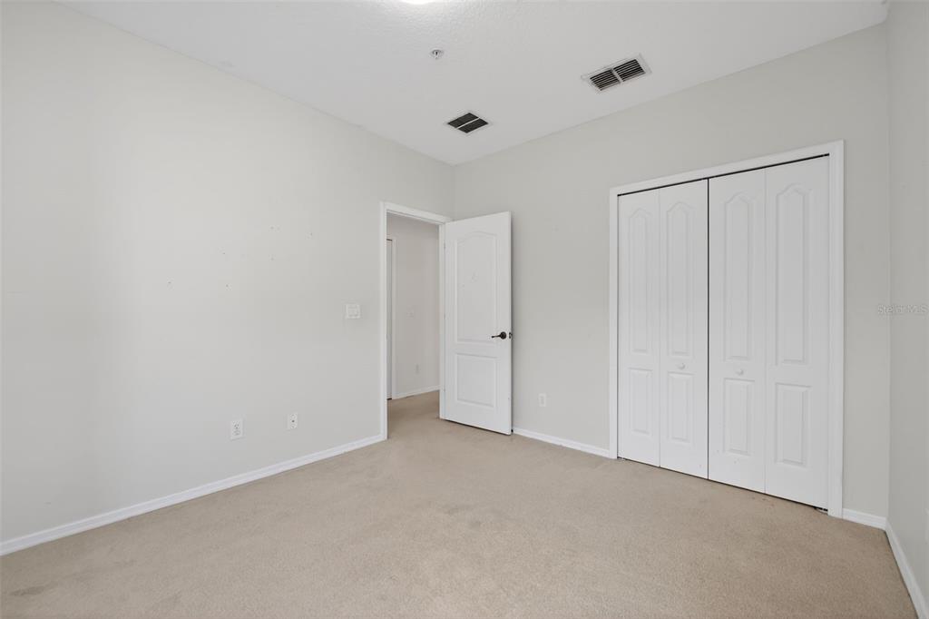 6071 Strada Isle Way Orlando, FL 32835 - Photo 22 of 29 a view of an empty room