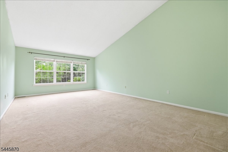 73 Castleton Road Princeton, NJ 08540 - Photo 13 of 29