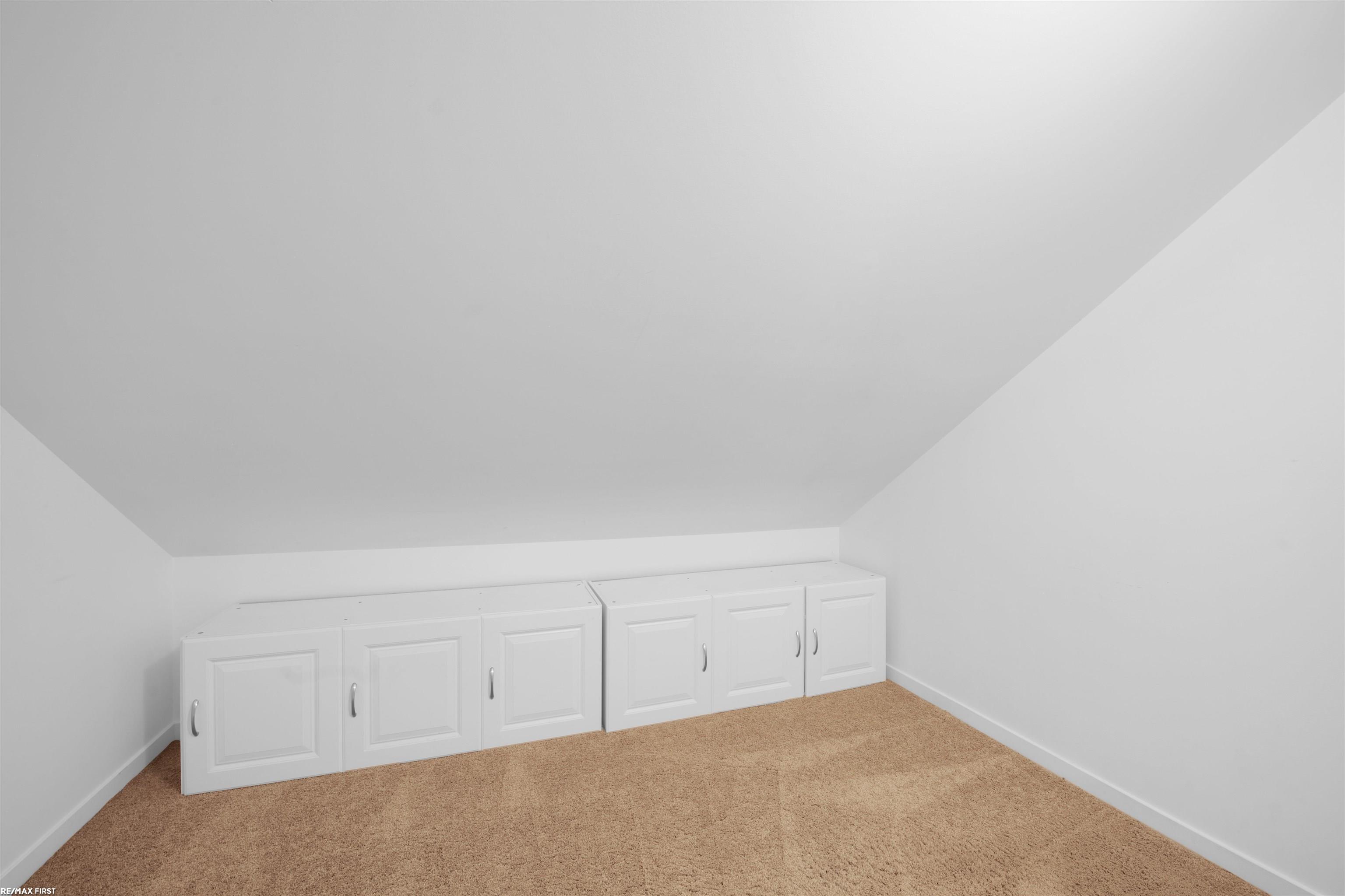 5114 Stonehenge Drive Rochester, MI 48306 - Photo 29 of 53