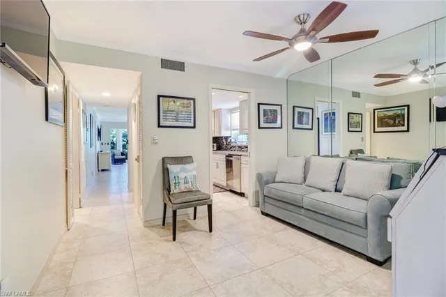 $8,000 | 1051 3rd Street South, Unit 301, Naples, FL 34102