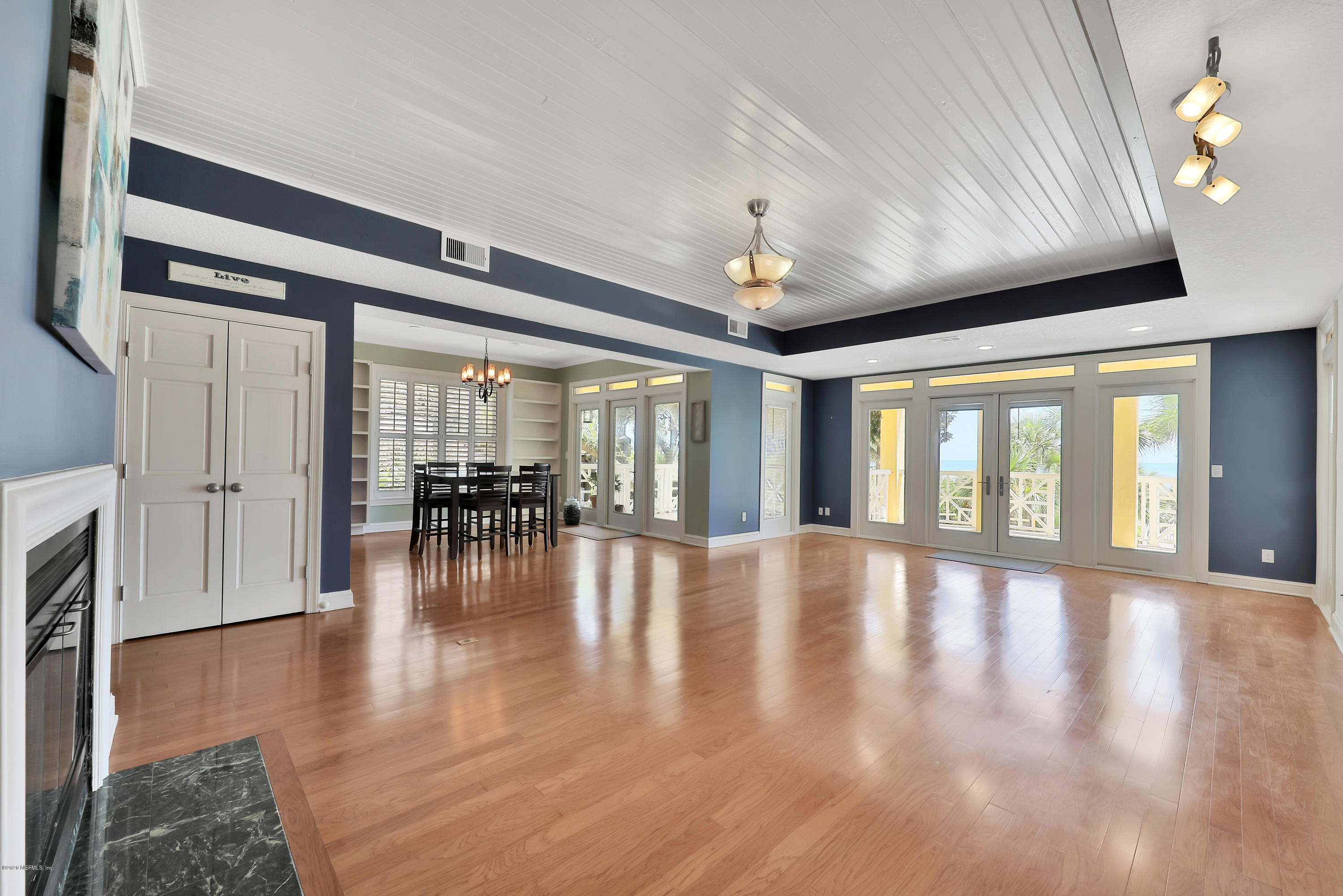 2363 Seminole Road Atlantic Beach, FL 32233 - Photo 11 of 49 Great Room