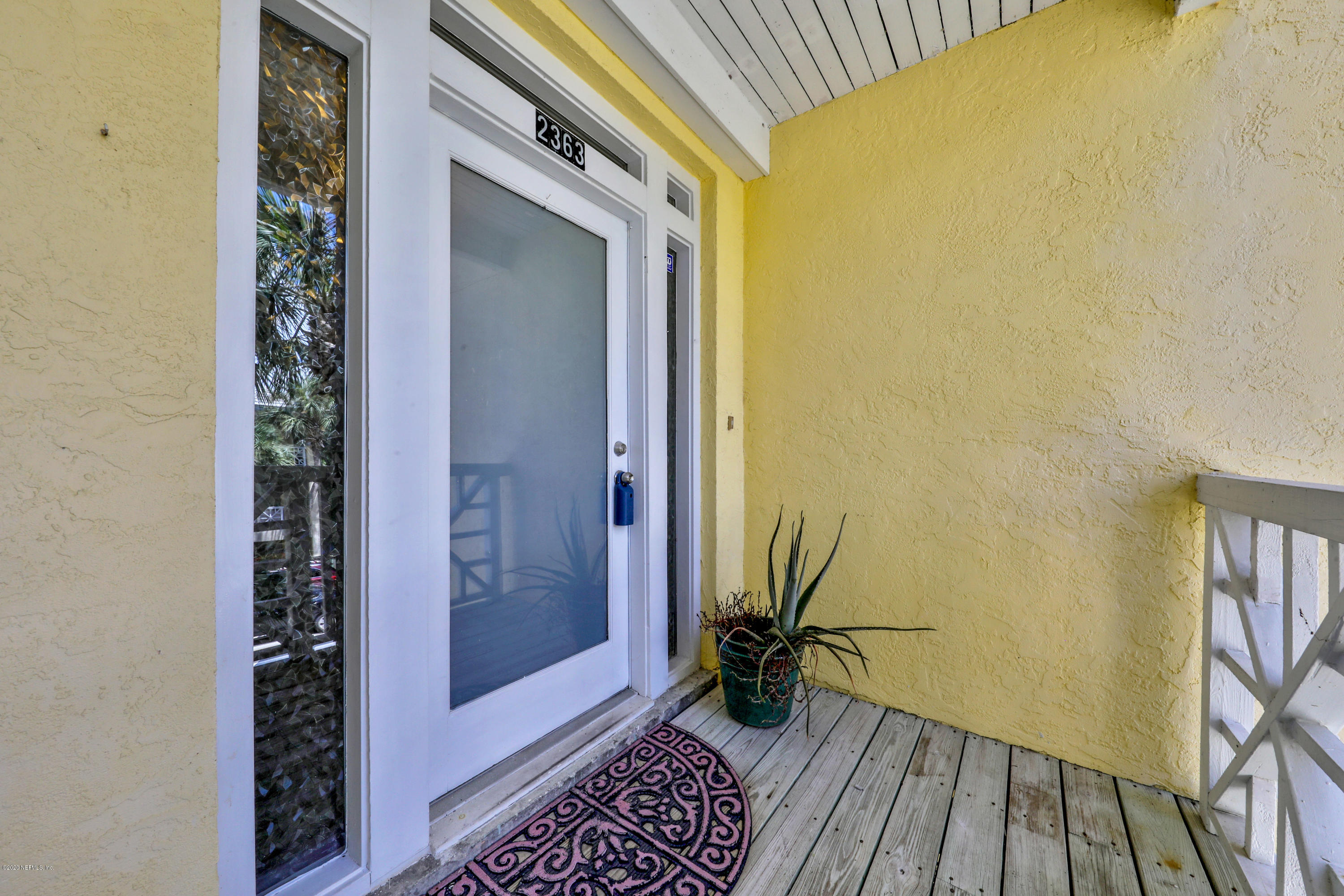 2363 Seminole Road Atlantic Beach, FL 32233 - Photo 6 of 49 Front door