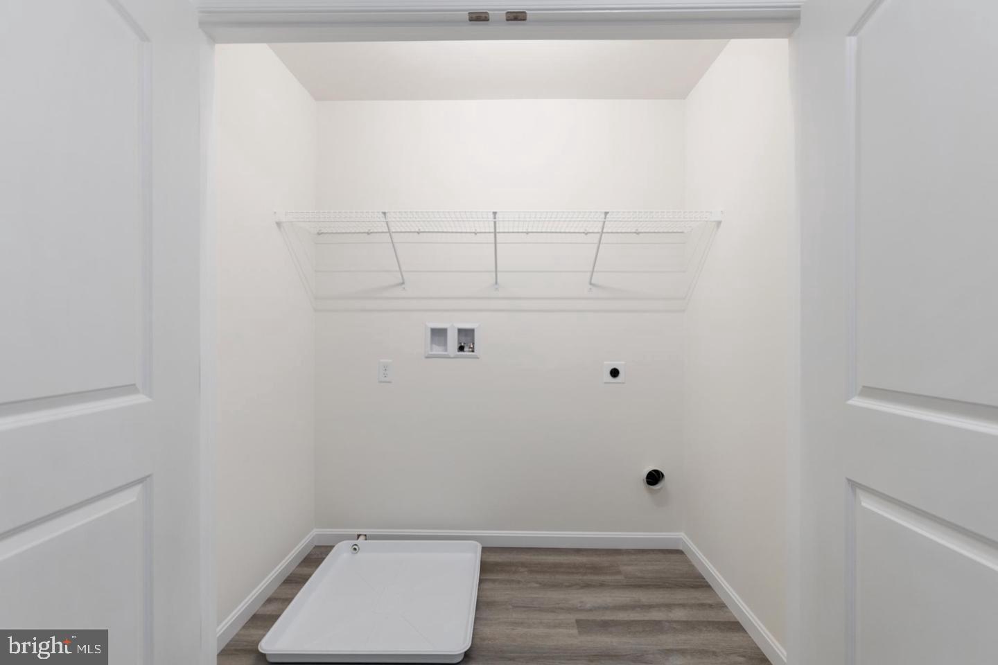 144 Pratts Branch Road Felton, DE 19943 - Photo 19 of 24 a view of a room with wooden floor