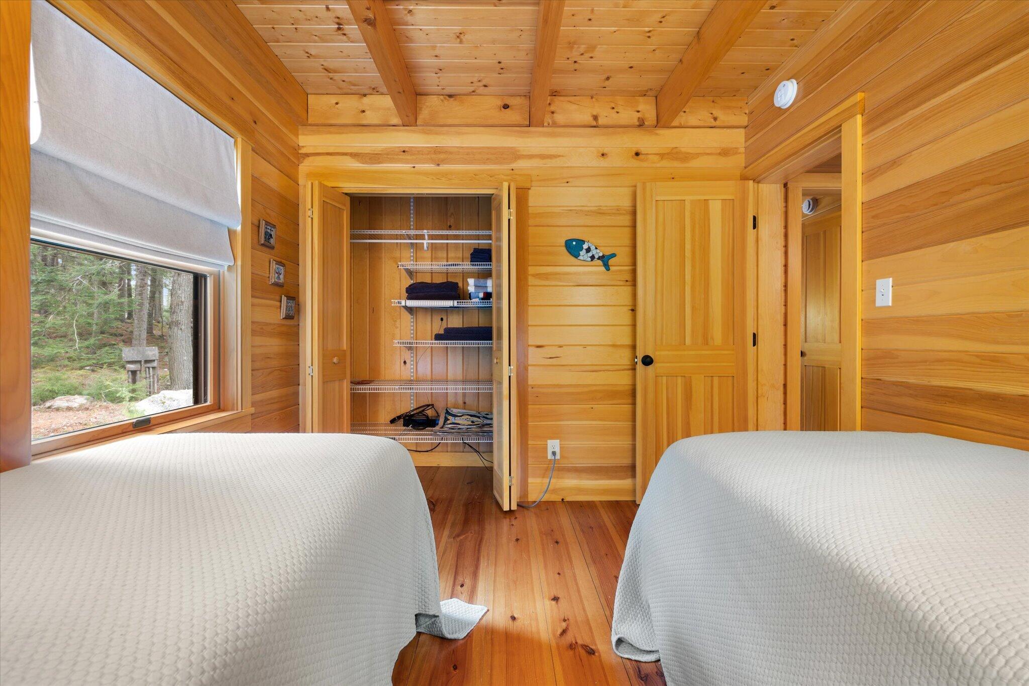 186 Long Point Way Orland, ME 04472 - Photo 43 of 59 59-Bed 2