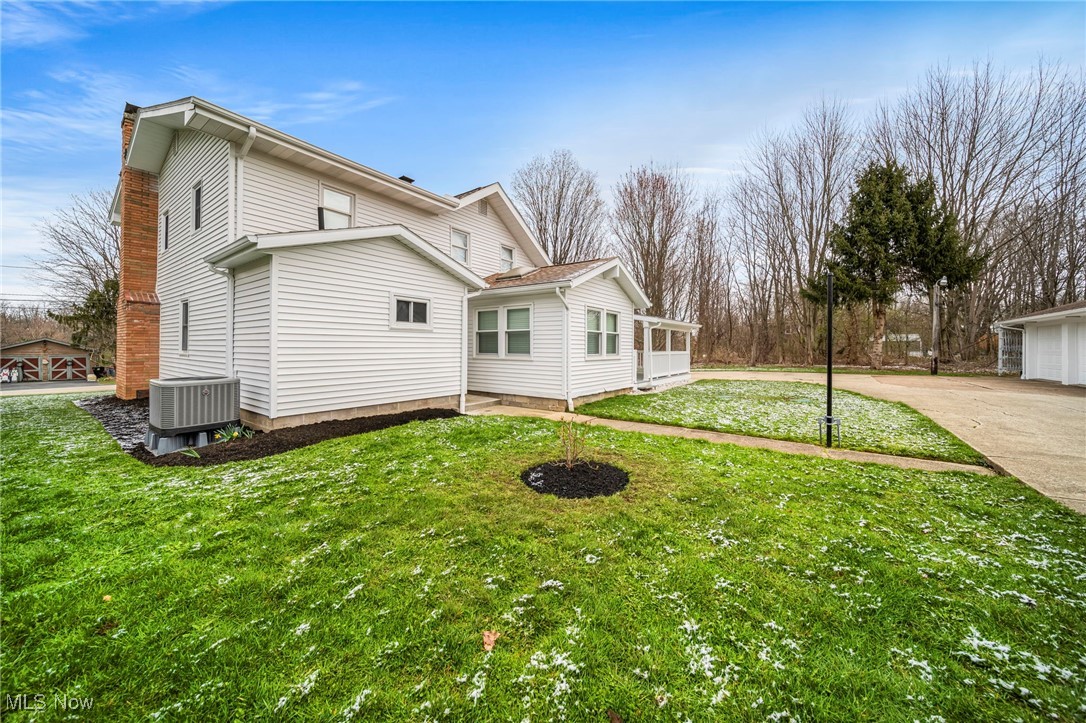 6232 South Ridge Road West Geneva, OH 44041 - Photo 4 of 50