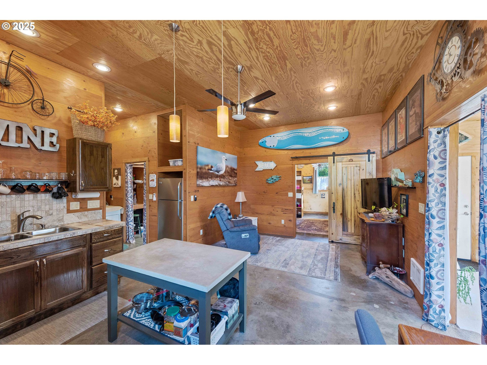 63850 North Barview Road Coos Bay, OR 97420 - Photo 36 of 48 Workshop