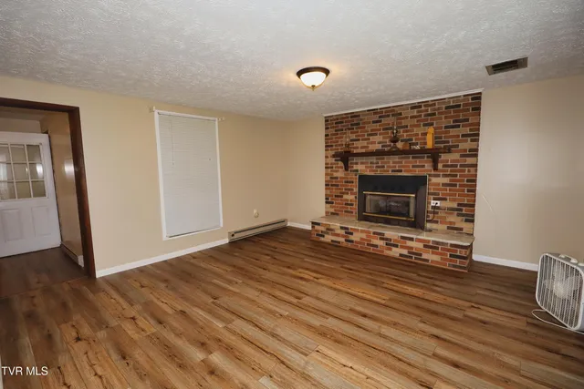 $259,000 | 492 Daw Road, Raven, VA 24639