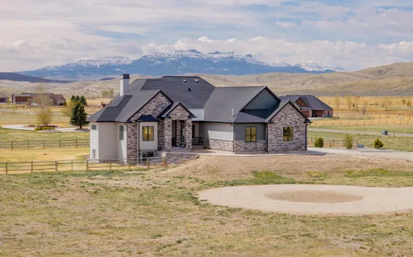 $1,999,000 | 44 Sugar Bars Drive, Cody, WY 82414