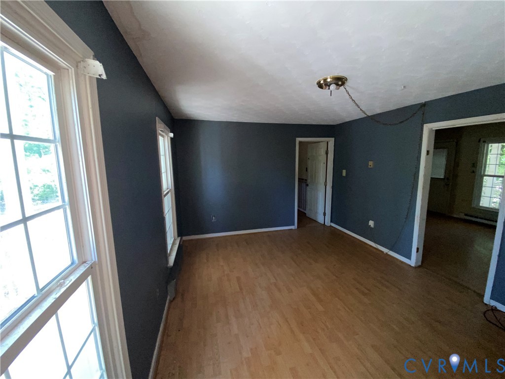 460 Thompson Avenue West Point, VA 23181 - Photo 11 of 29