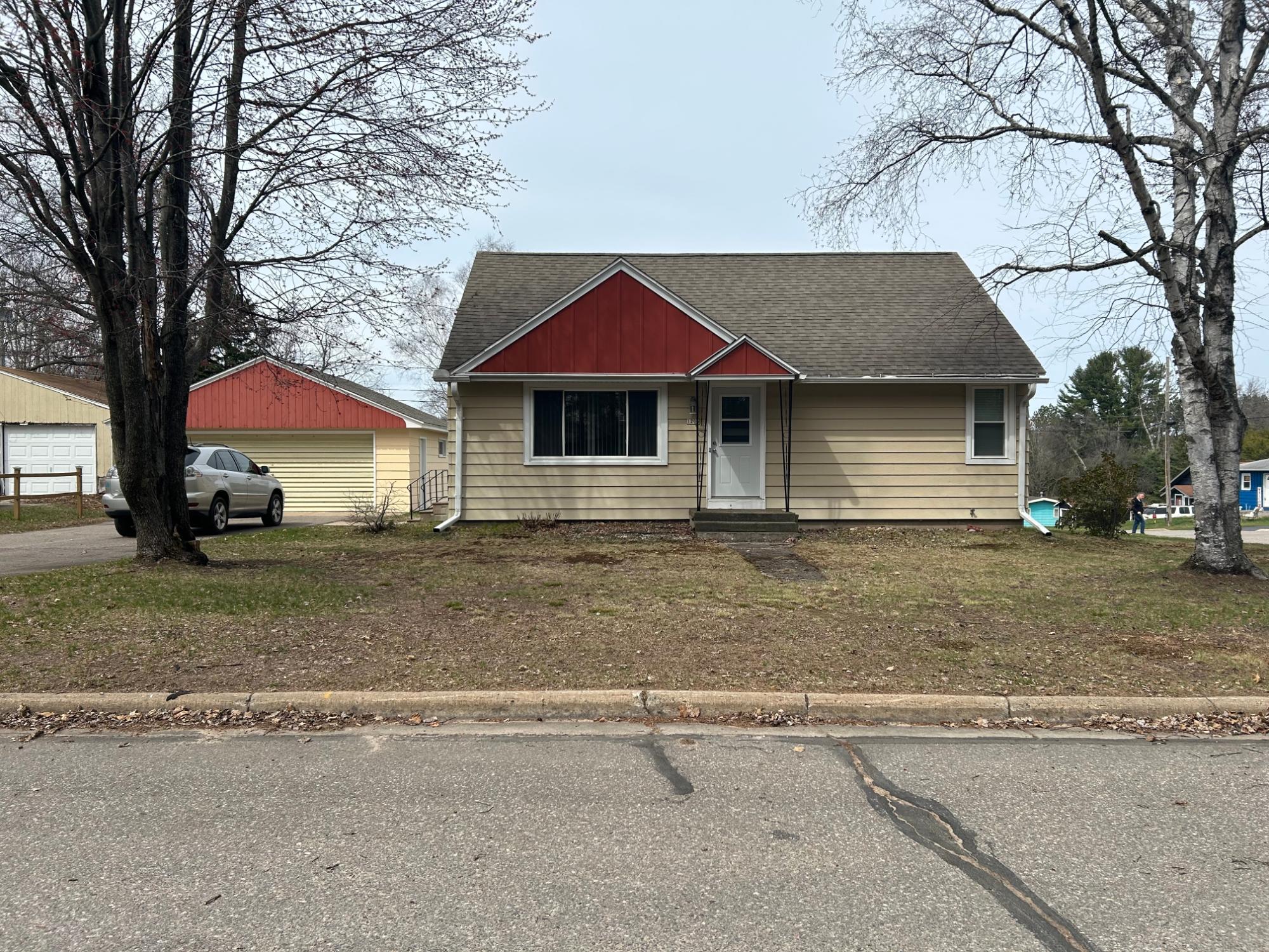 1206 Elizabeth Street Rhinelander, WI 54501 - Photo 1 of 37 Gallery Image 1