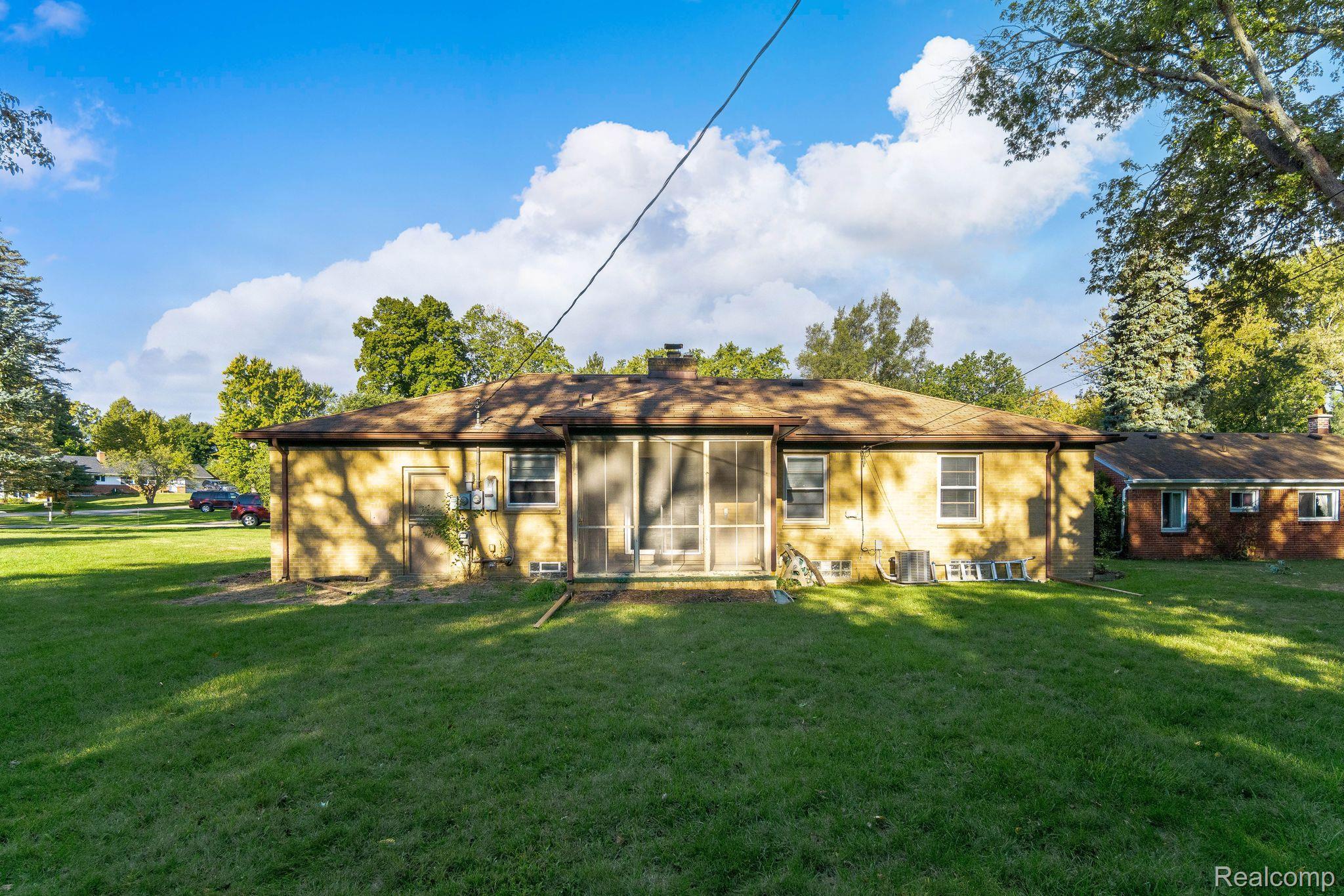 2281 Lancaster Road Bloomfield Hills, MI 48302 - Photo 31 of 37 Gallery Image 31