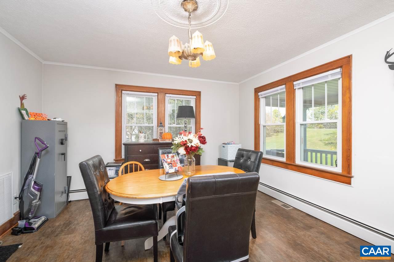 23 Antrim Road Fishersville, VA 22939 - Photo 8 of 36 Gallery Image 8