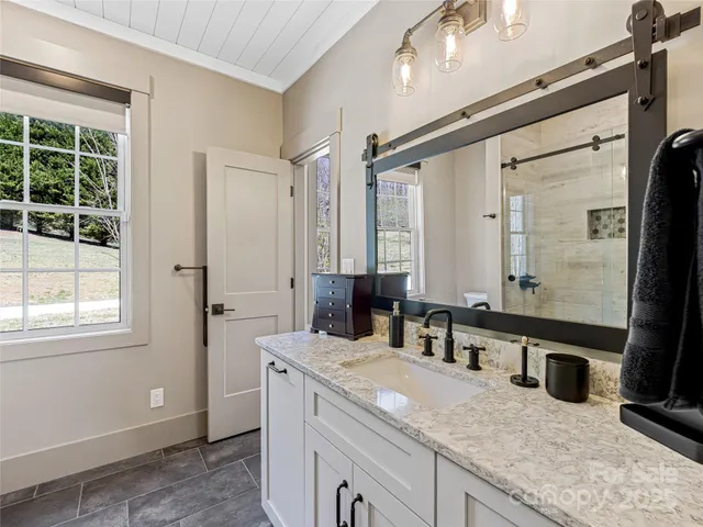 $2,675,000 | 59 West Bradford Hill Road, Mills River, NC 28759