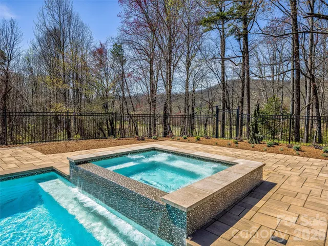 $2,575,000 | 59 West Bradford Hill Road, Mills River, NC 28759