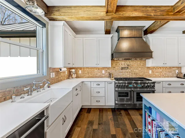 $2,675,000 | 59 West Bradford Hill Road, Mills River, NC 28759