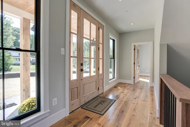 a view of livingroom with furniture and wooden floor