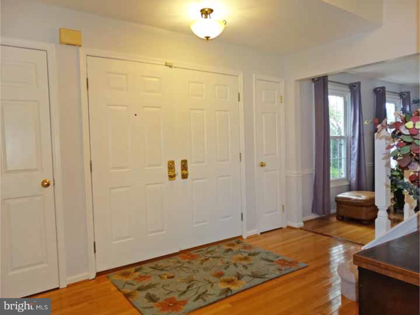 2118 East Wellington Road Newtown, PA 18940 - Photo 3 of 25 Gallery Image 3