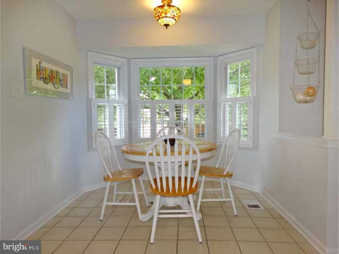 2118 East Wellington Road Newtown, PA 18940 - Photo 7 of 25 Breakfast Room