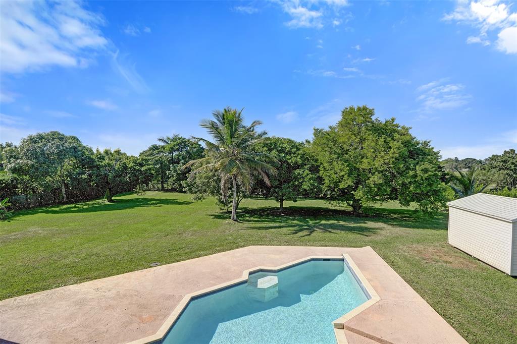 3061 Southwest 117th Avenue Davie, FL 33330 - Photo 43 of 83 a view of a backyard