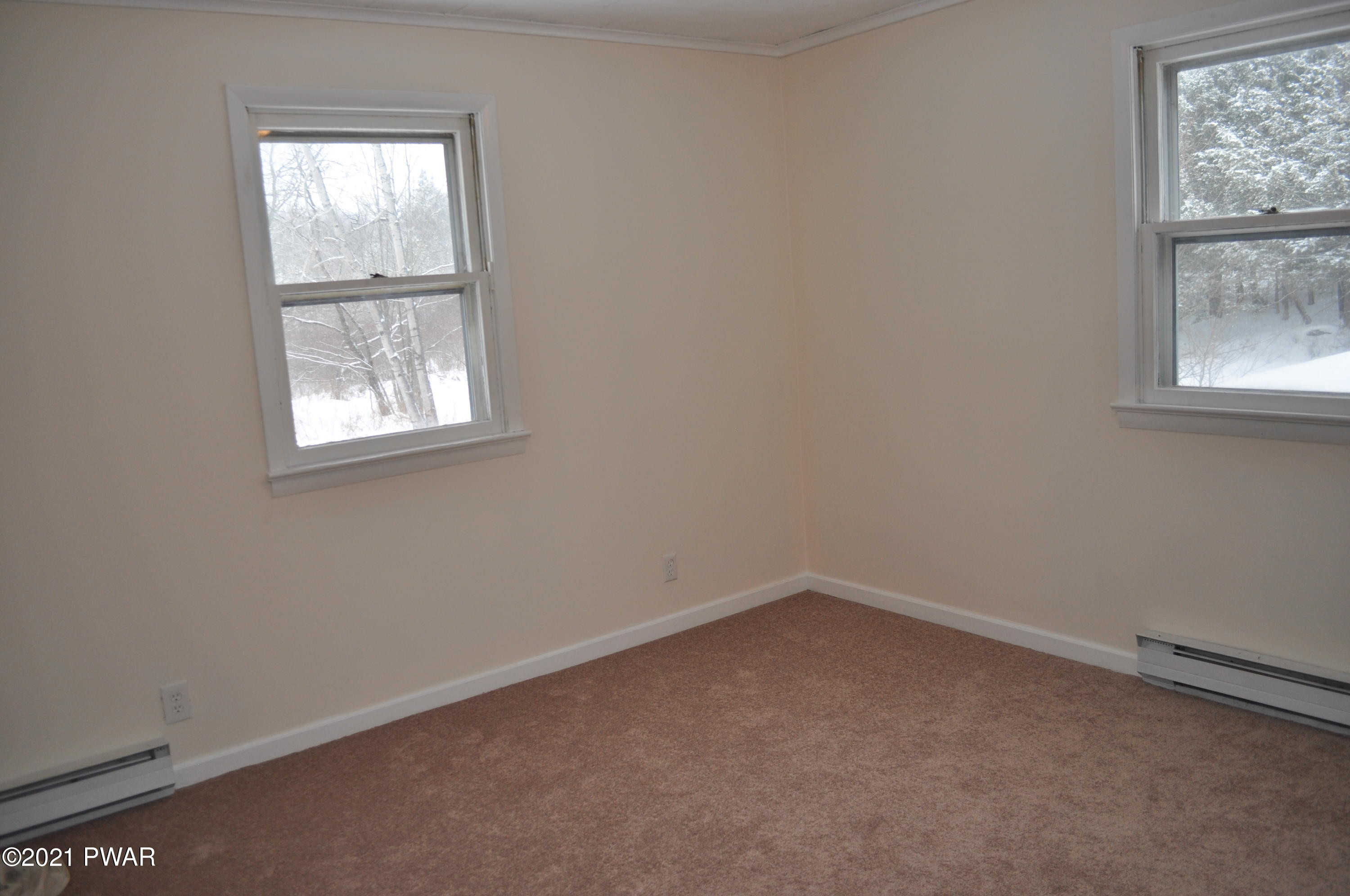 1009 Advent Road Lake Ariel, PA 18436 - Photo 8 of 29