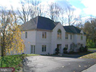 406 Hidden Valley Road Media, PA 19063 - Photo 2 of 4