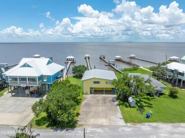 $650,000 | 116 Sunset Cypremort Point, Franklin, LA 70538