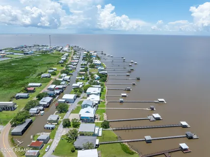 $630,000 | 116 Sunset Cypremort Point, Cypremort Point, LA 70538