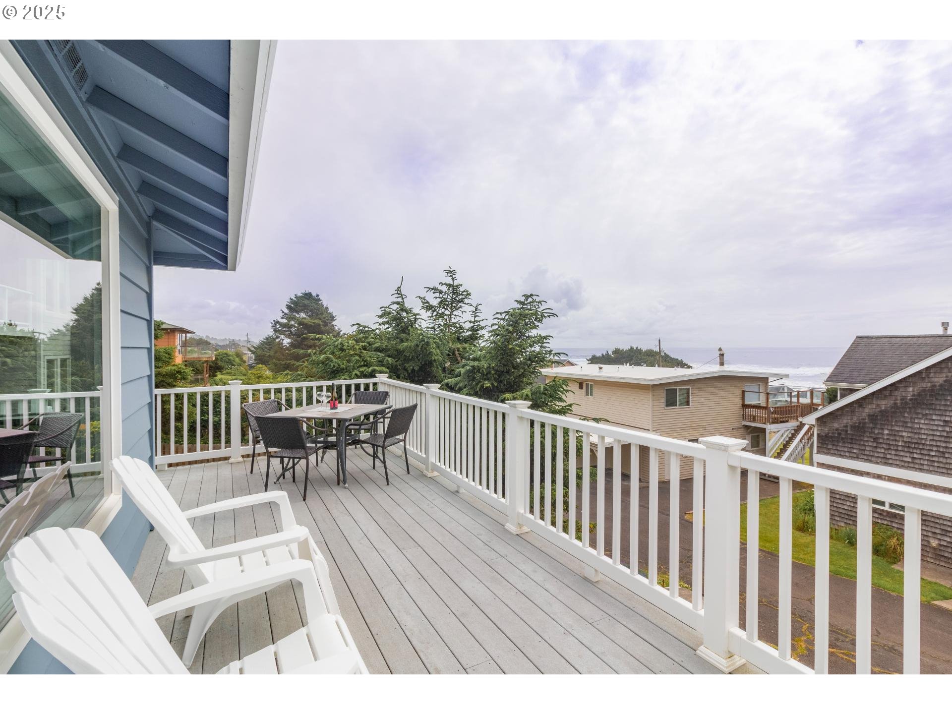 7495 Northeast Neptune Drive Lincoln City, OR 97367 - Photo 26 of 35 a view of balcony with furniture