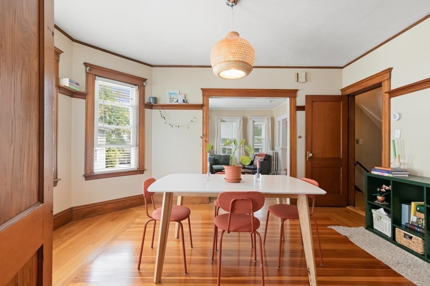 7 Hamilton Road Somerville, MA 02144 - Photo 4 of 39 Gallery Image 4