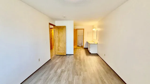 $185,000 | 4009 Heritage Hills Drive, Unit 108, Bloomington, MN 55437