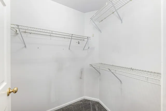 $410,500 | 2319 Chasewood Drive, Downers Grove, IL 60515