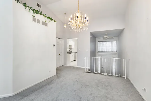 $410,500 | 2319 Chasewood Drive, Downers Grove, IL 60515