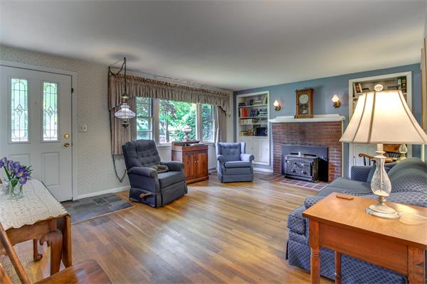 53 Sunset Road Groton, MA 01450 - Photo 7 of 27 Gallery Image 7