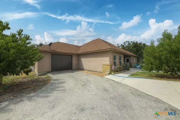$499,000 | 861 Rutherford, Fischer, TX 78623