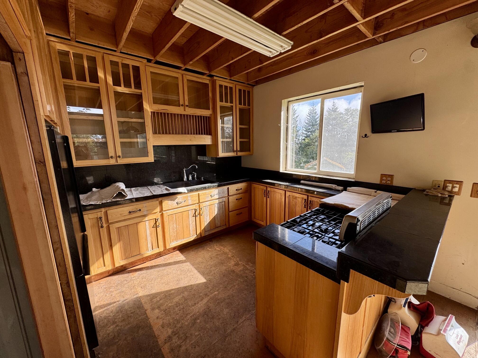 1460 Tim Mullen Road Kneeland, CA 95549 - Photo 24 of 93