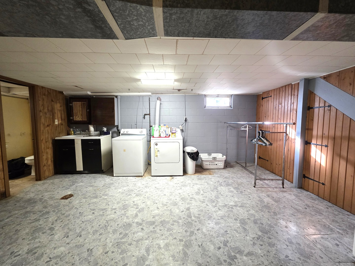 524 East Chestnut Street Geneseo, IL 61254 - Photo 29 of 39 a view of a storage & utility room