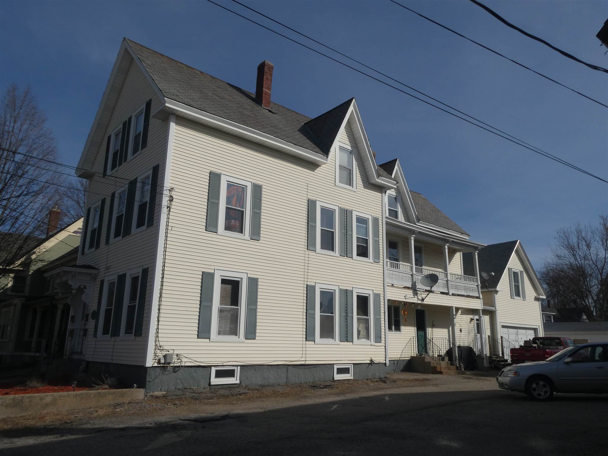 13 Ray Street Manchester, NH 03104 - Photo 1 of 8 Gallery Image 1