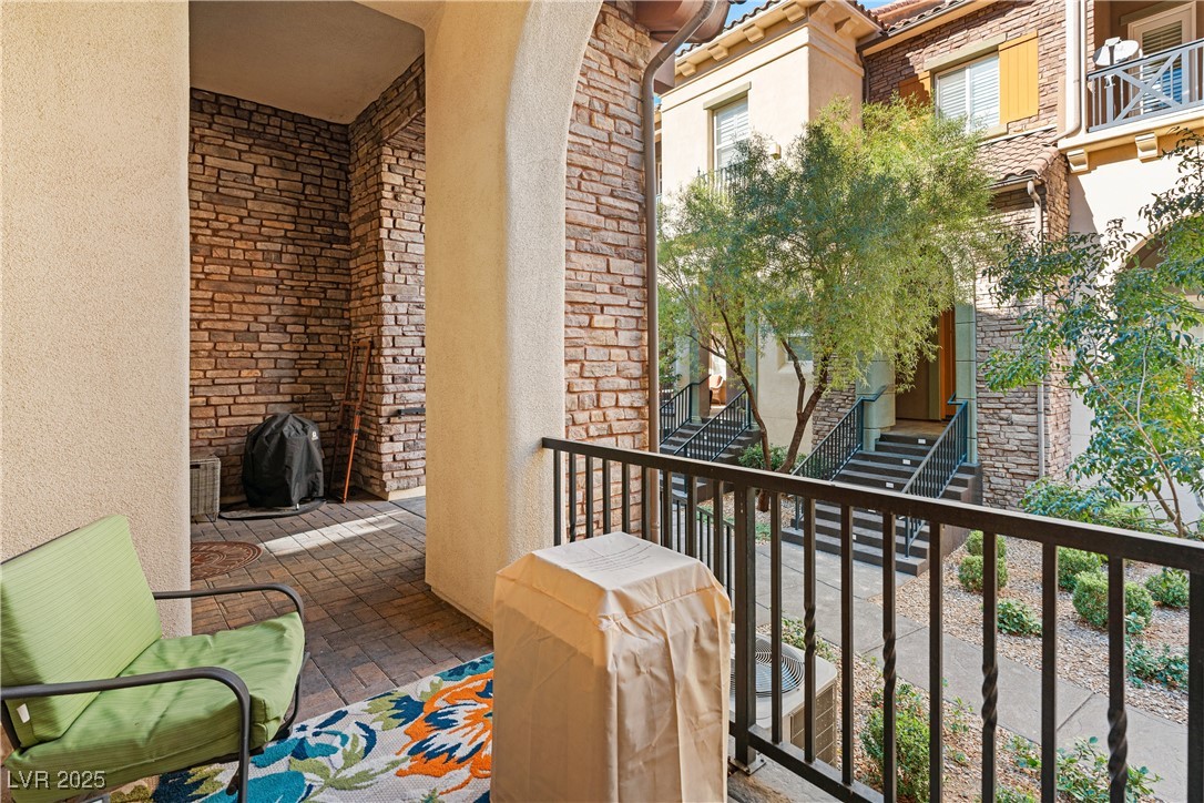 8 Via VIta Bella Henderson, NV 89011 - Photo 18 of 62