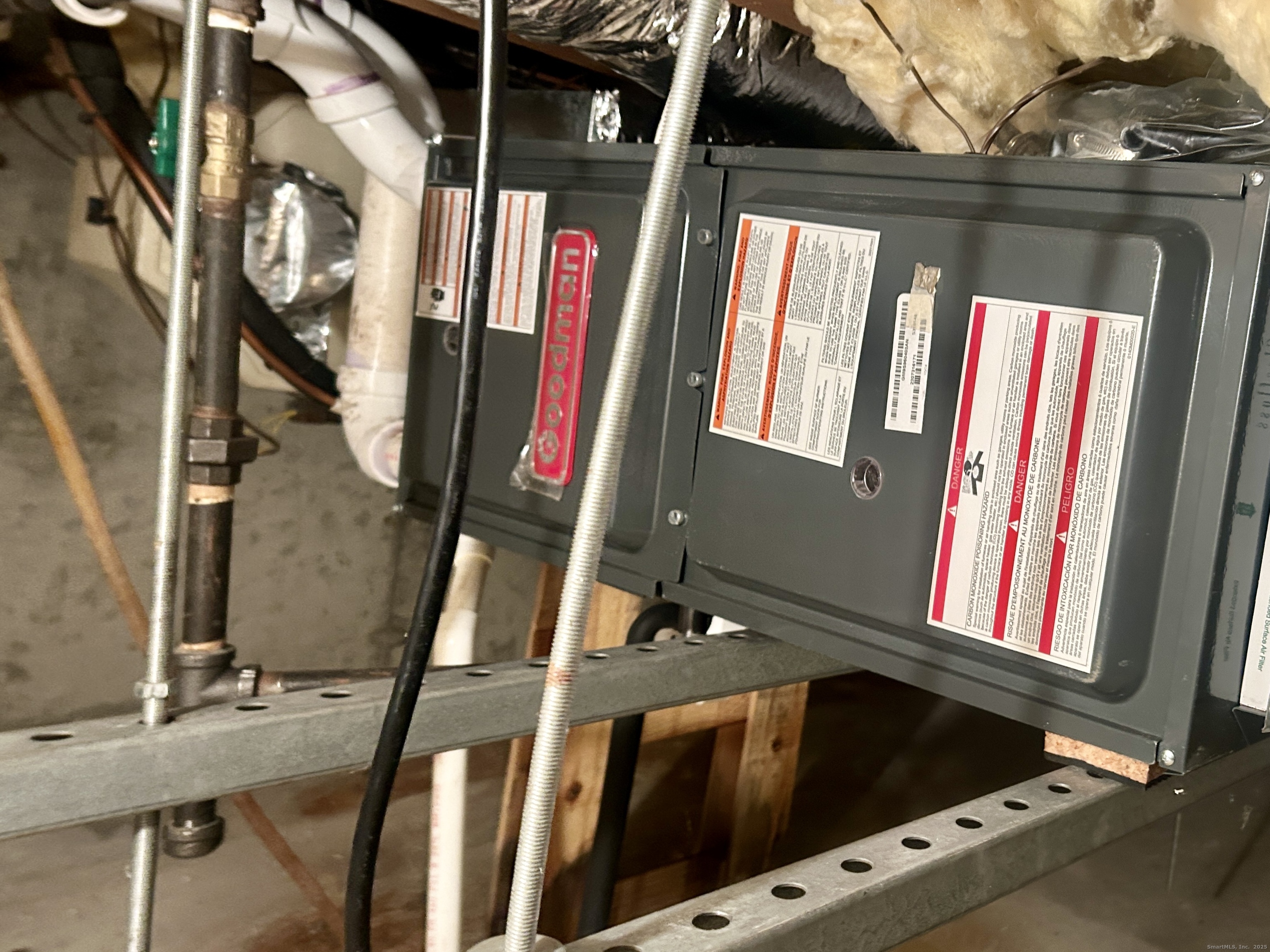 91 Forest Road, Unit B Milford, CT 06461 - Photo 25 of 28 a view of an entryway