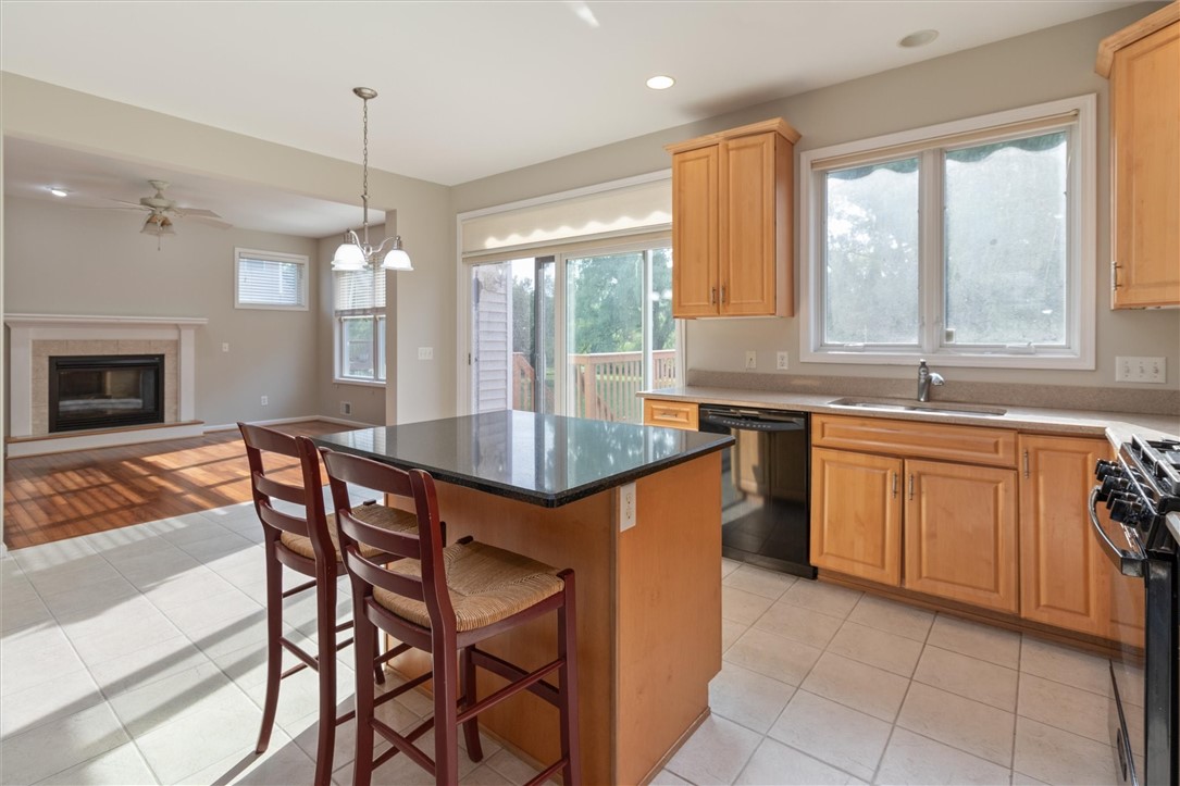 25 Hampstead Drive Penfield, NY 14580 - Photo 14 of 46