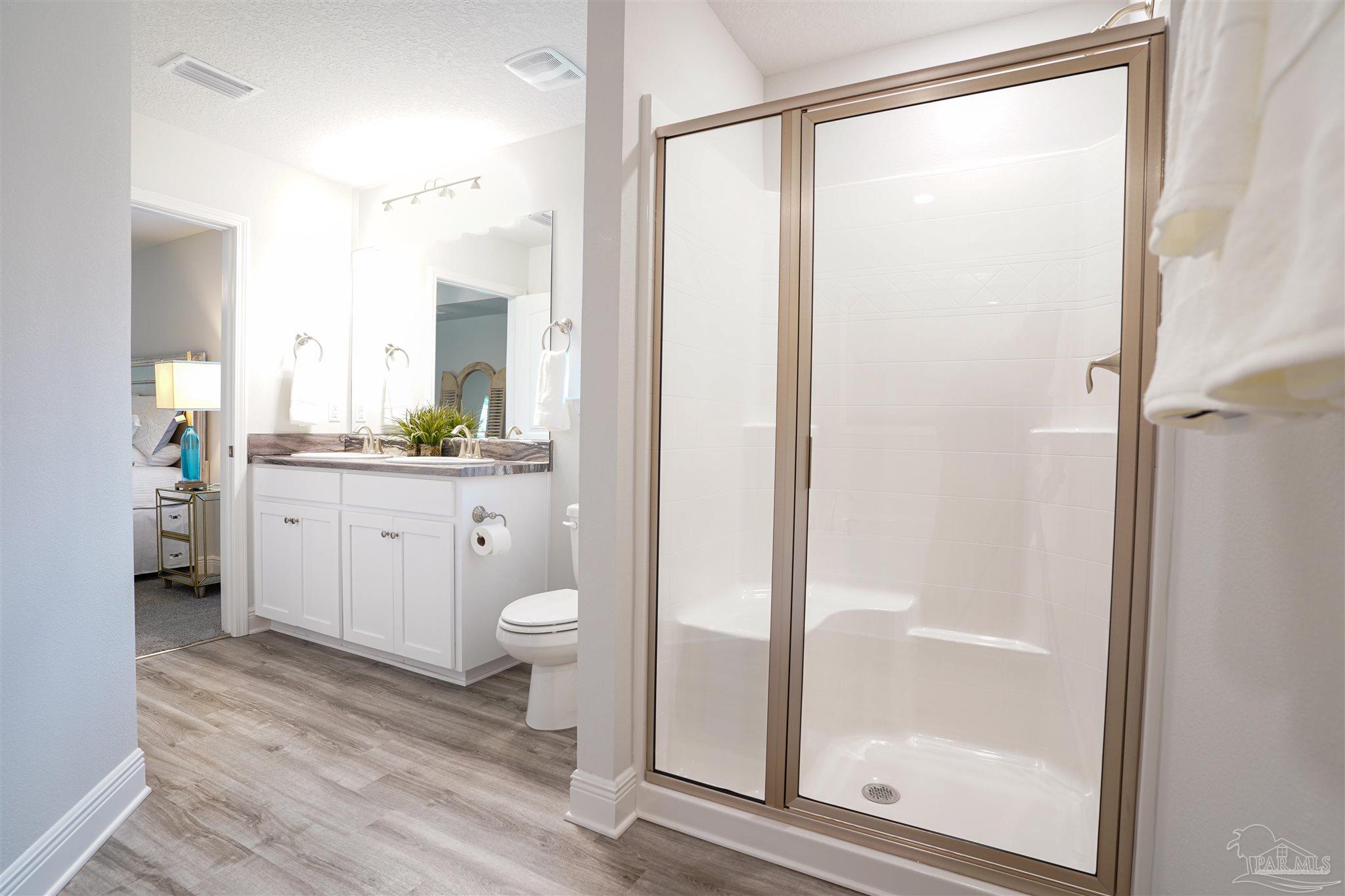 1793 Leigh Loop, Unit 2B Cantonment, FL 32533 - Photo 8 of 15