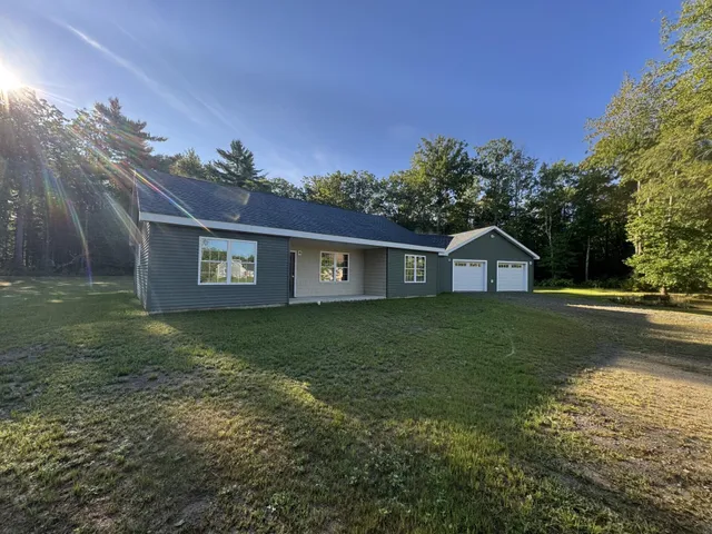 $450,000 | 13 Chestnut Street, Unity, ME 04988