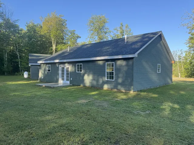 $450,000 | 13 Chestnut Street, Unity, ME 04988