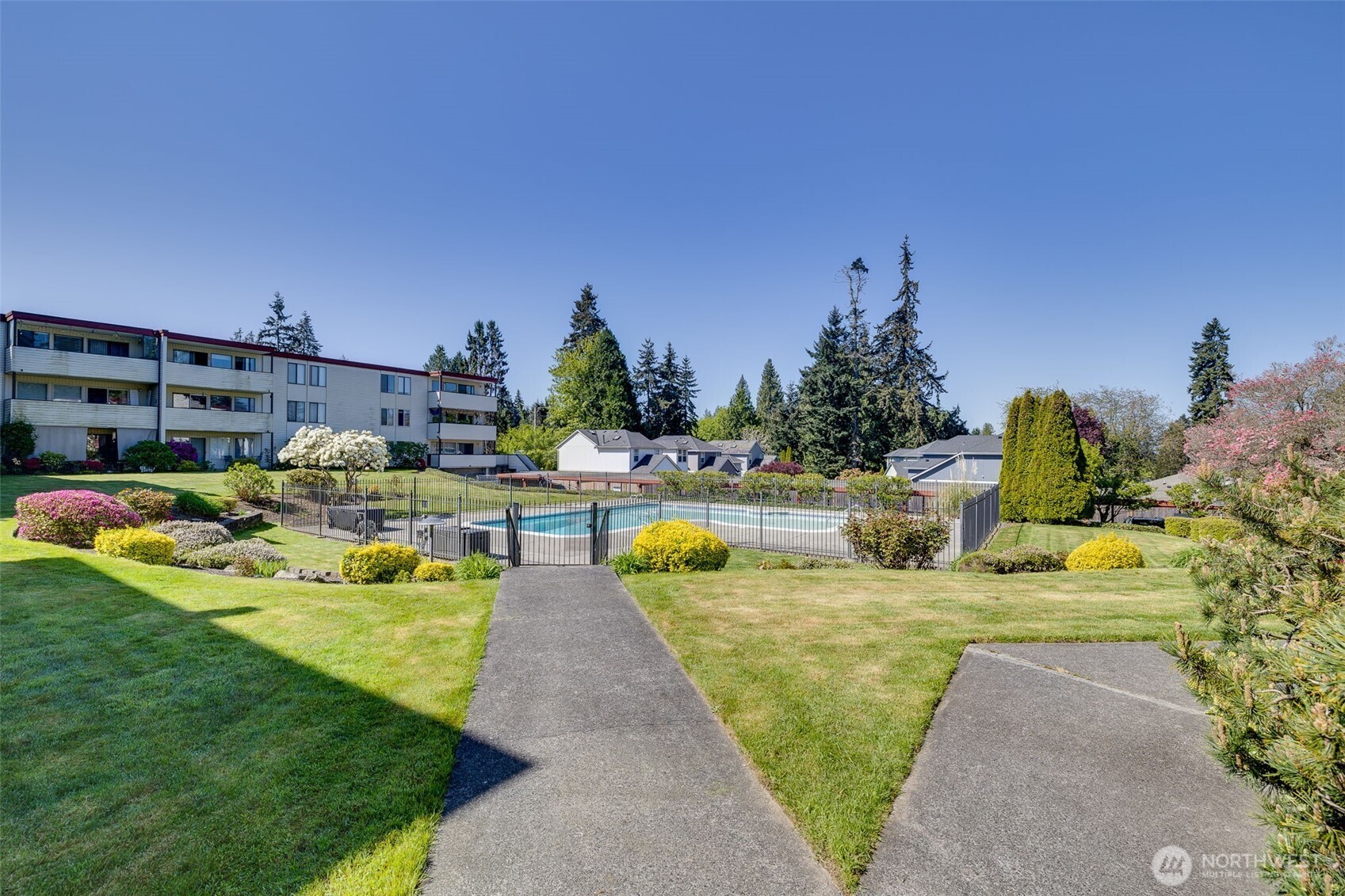 8516 196th Street Southwest, Unit 105 Edmonds, WA 98026 - Photo 40 of 40