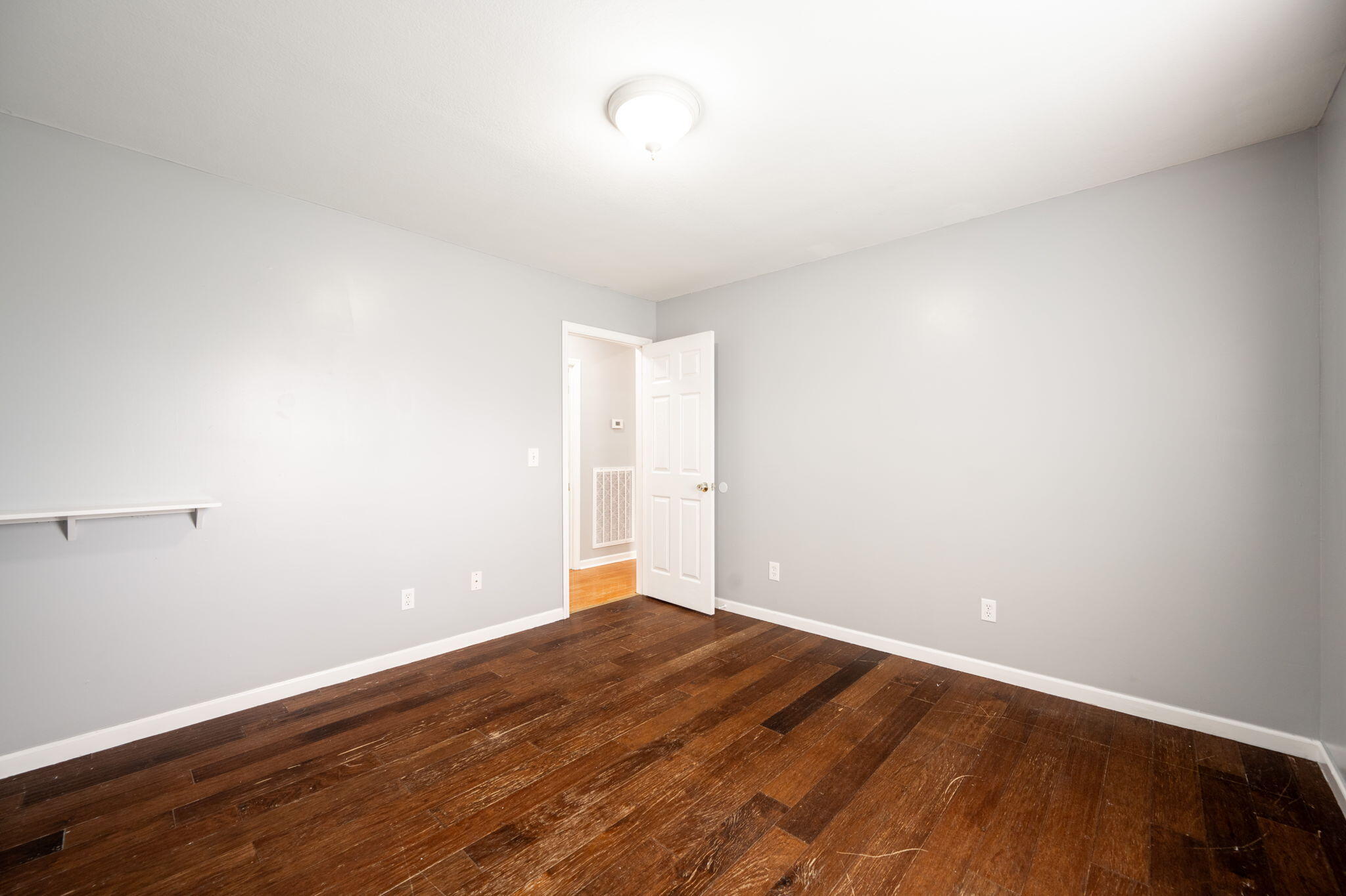 8696 Brenda Drive Harrison, TN 37341 - Photo 13 of 28 14-web-or-mls-DSC_7342